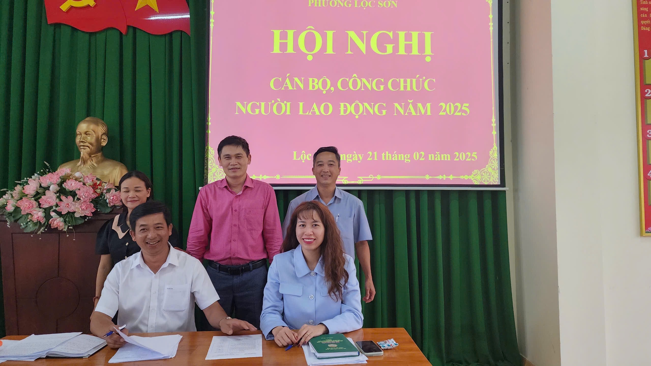 HỘI NGHỊ CÁN BỘ, CÔNG CHỨC NGƯỜI LAO ĐỘNG NĂM 2025